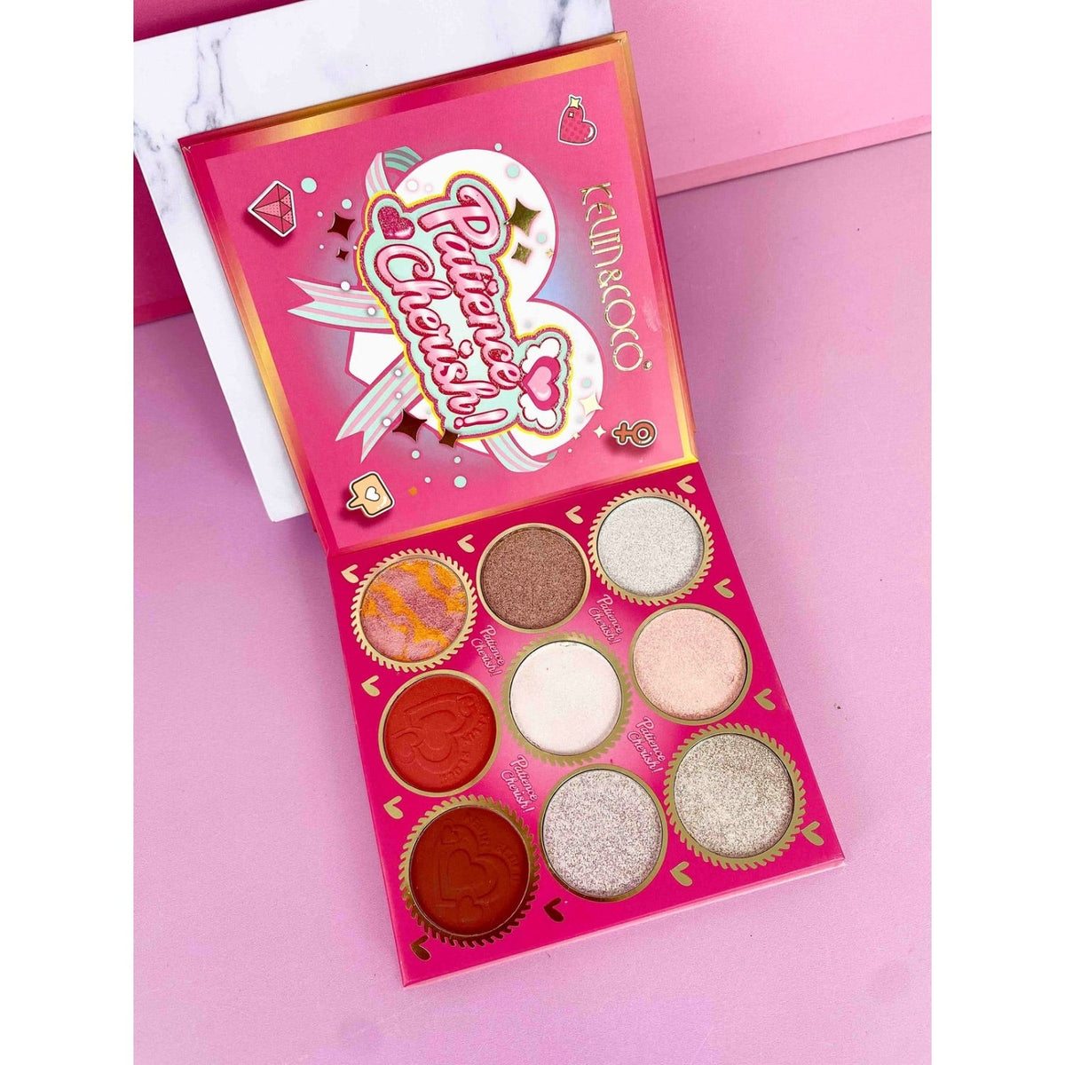 Paleta de sombras LOVE con 59 colores - foto 4