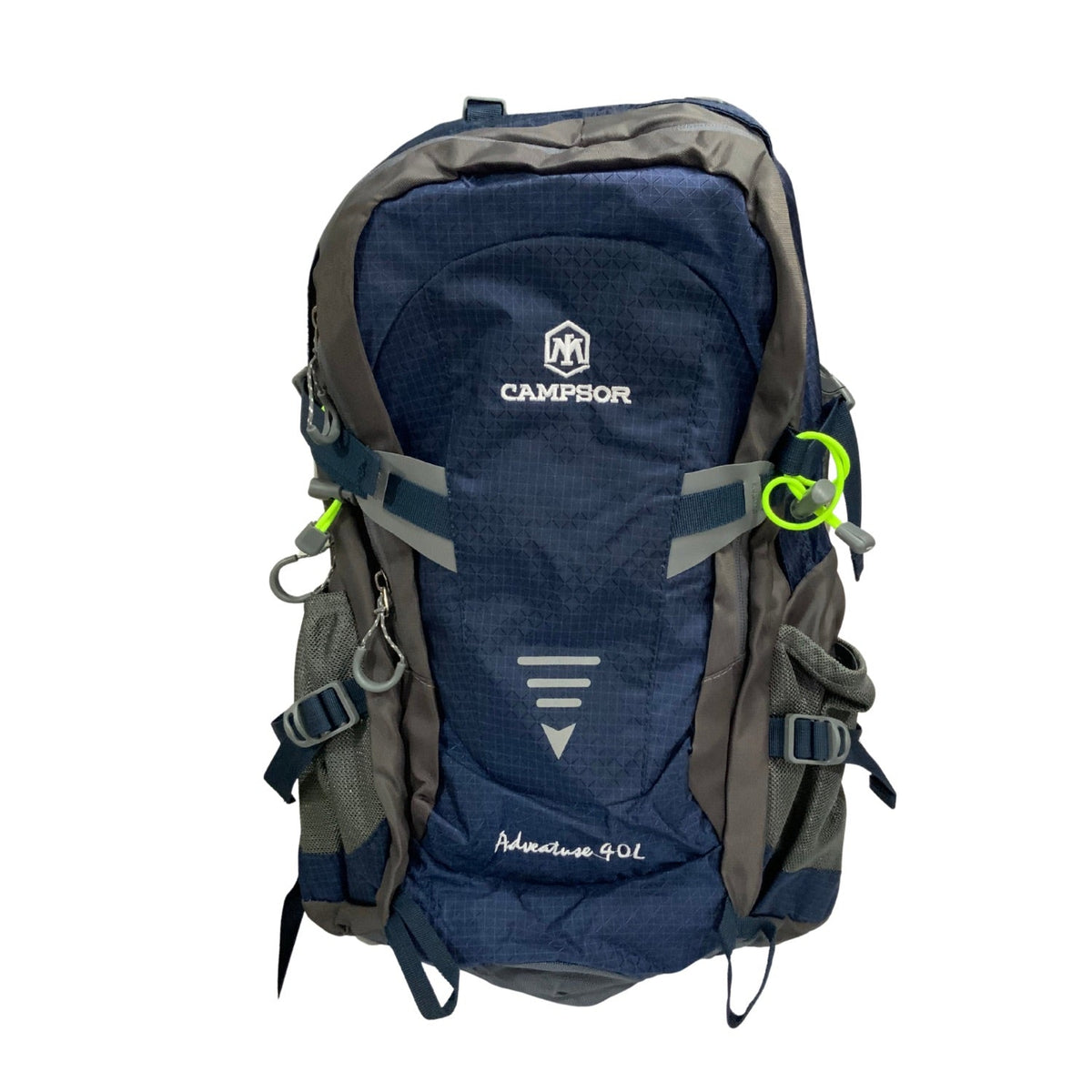 Mochila de senderismo de 40 litros con respaldo de malla y silbato en el pecho