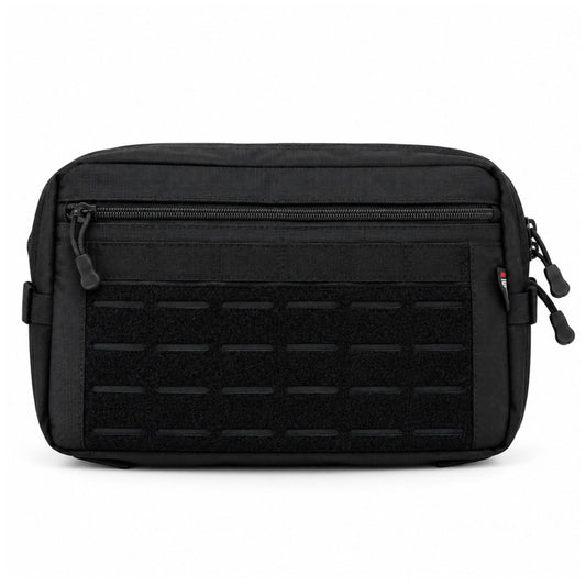 Pechera táctica tipo chest rig con 3 bolsas con cierre y panel de velcro