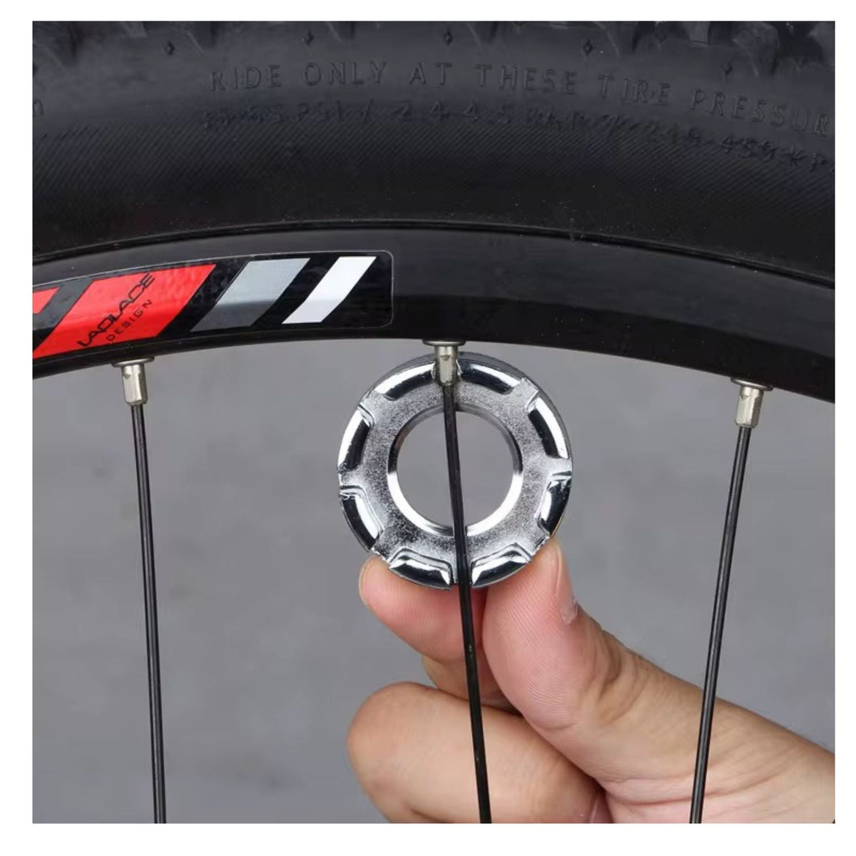 Llave para radios de bici y moto con seis medidas grabadas - foto 5