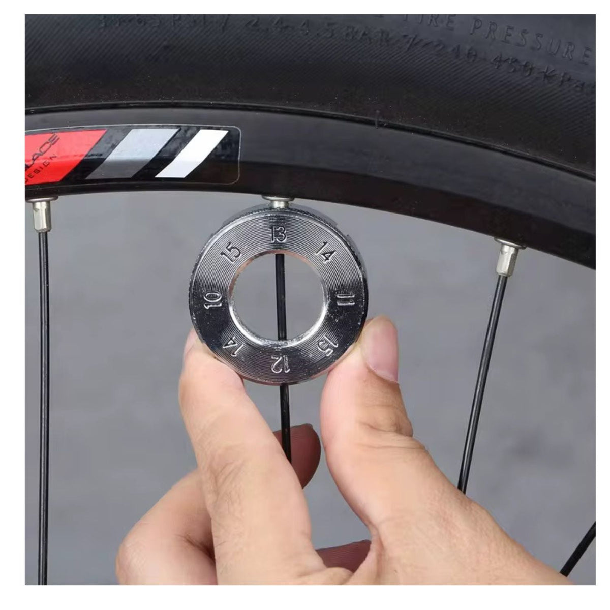 Llave para radios de bici y moto con seis medidas grabadas - foto 6