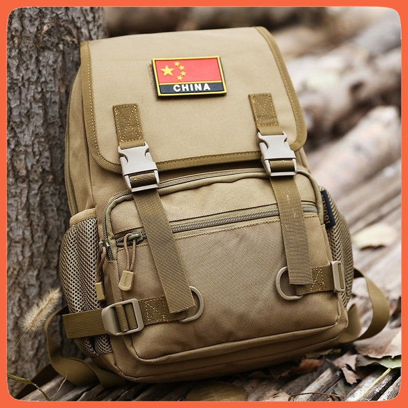 Mochila táctica de 9.5 litros con Molle para laptop o tablet (WZ811) - foto 9