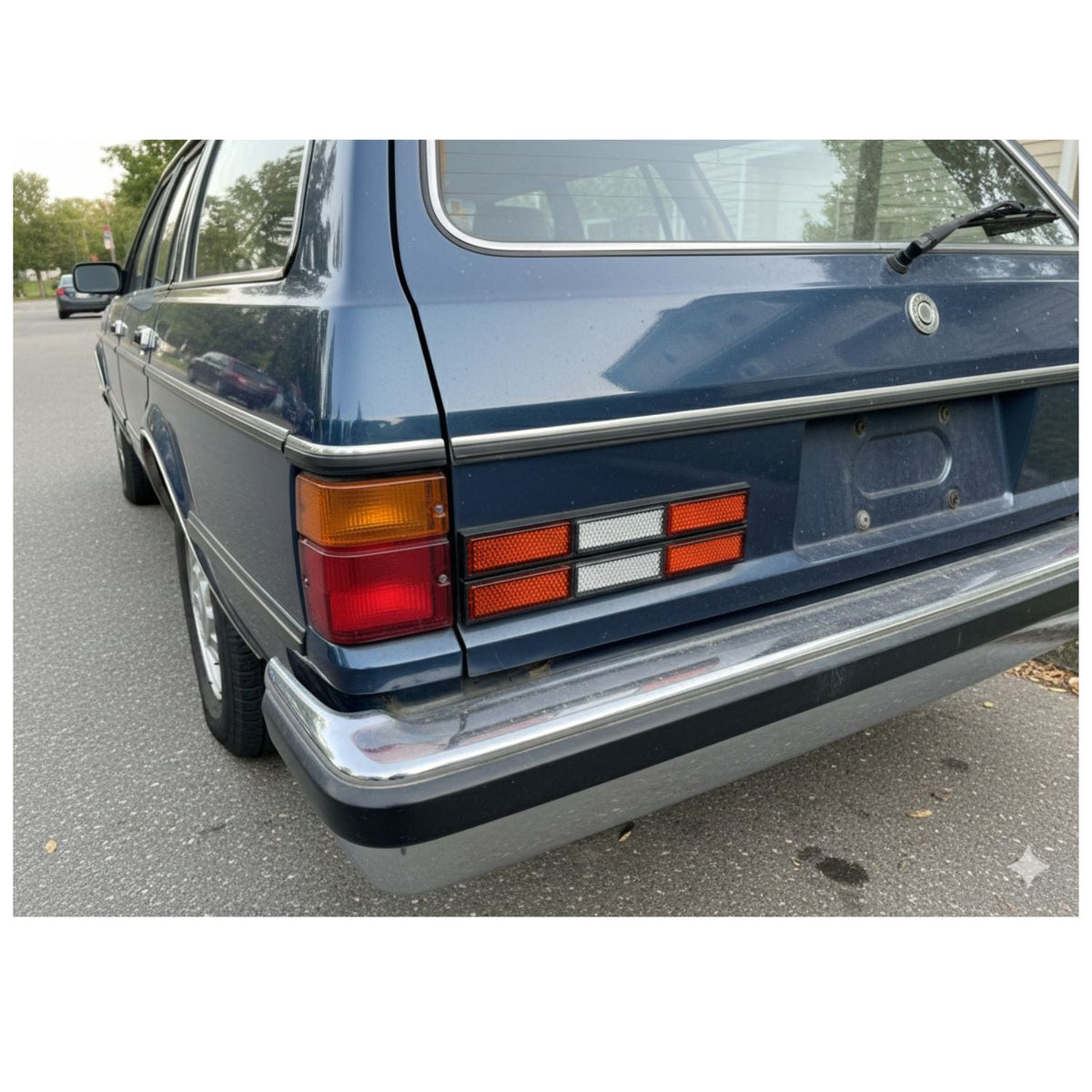 Reflejante autoadherible rojo y blanco de 17 cm para vehículos - foto 3