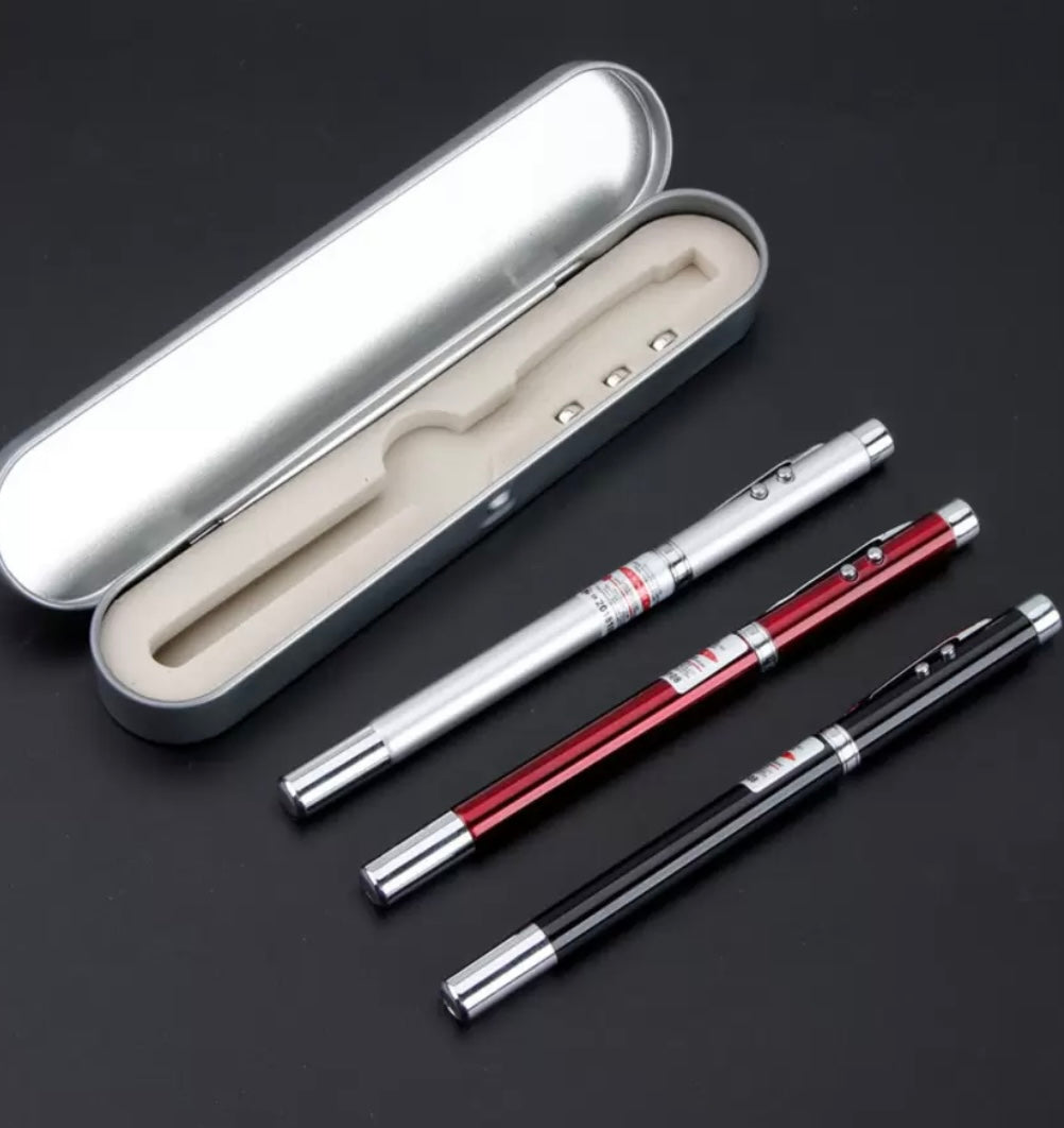 Pluma 4 en 1 con apuntador láser rojo, lámpara LED e imán NV068