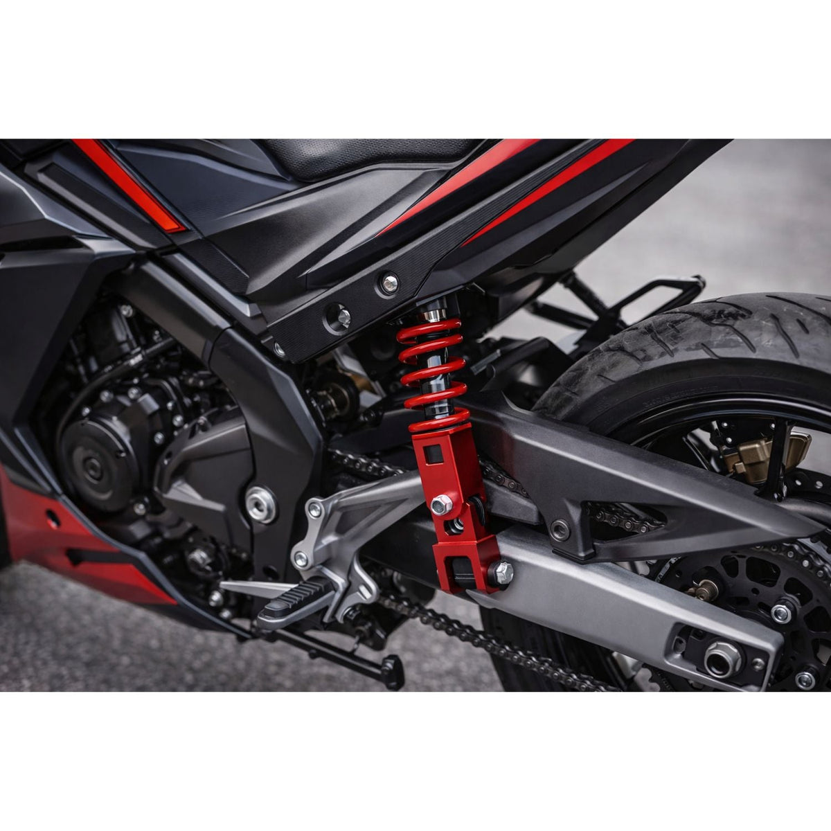 Adaptador elevador de amortiguador trasero para moto, aluminio CNC rojo - foto 3