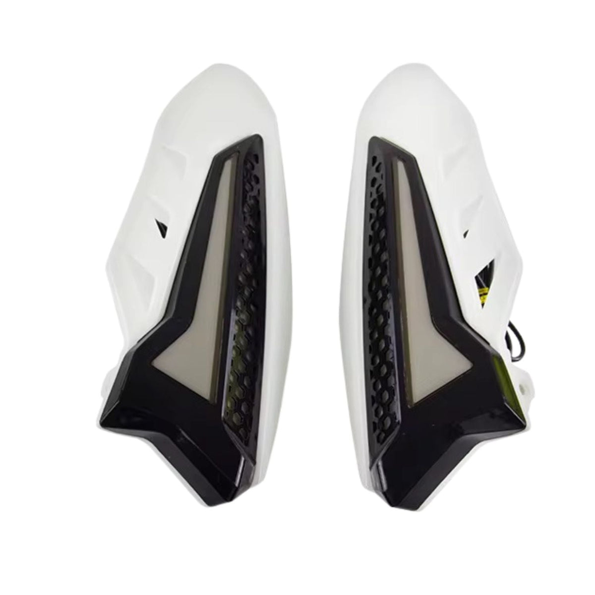 Guardamanos aerodinámicos racing con ventilación para moto - foto 5