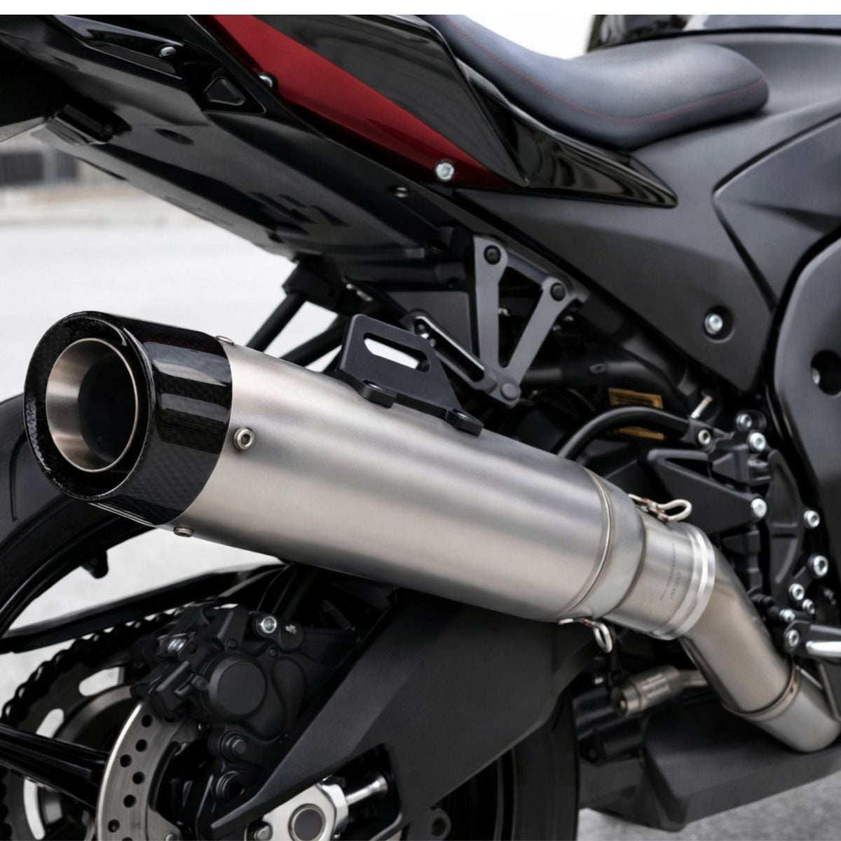 Silenciador deportivo para moto con punta estilo fibra de carbono, universal - foto 4