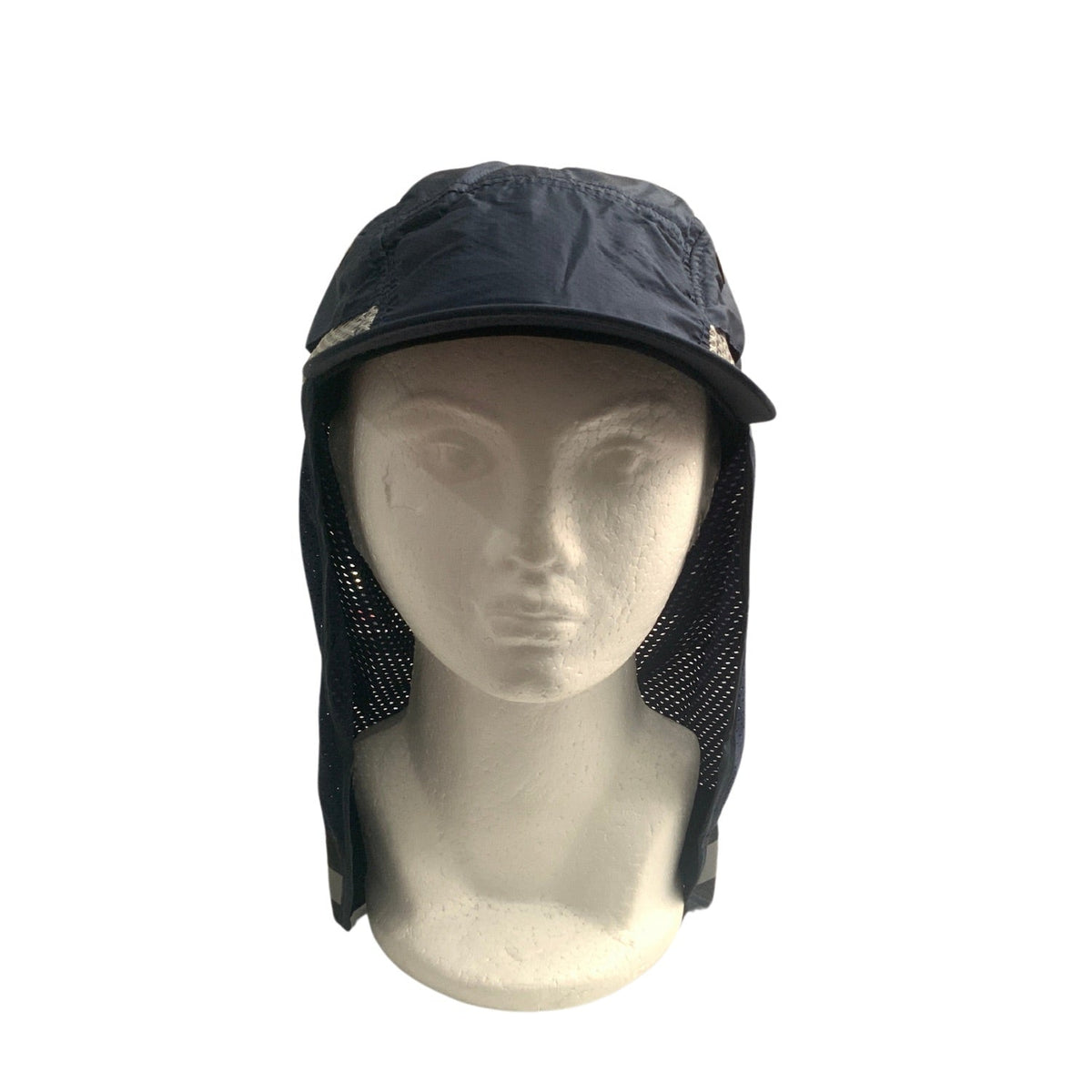 Gorra cubre nuca de malla con cinta antireflejante MZ009