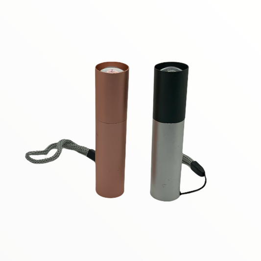 Mini linterna LED de bolsillo con 3 pasos y correa