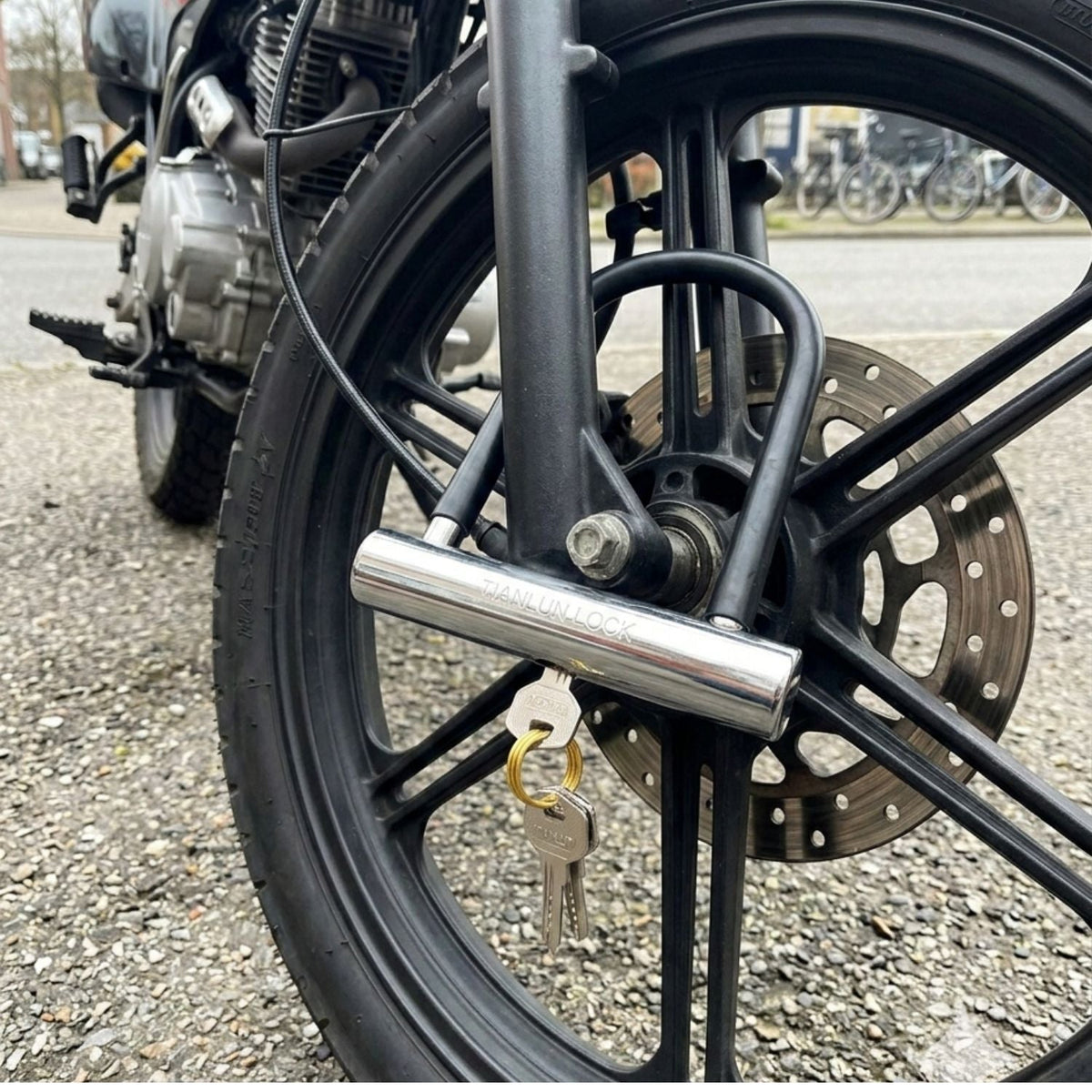 Candado en U antirrobo de acero reforzado para moto, bici y scooter - foto 4