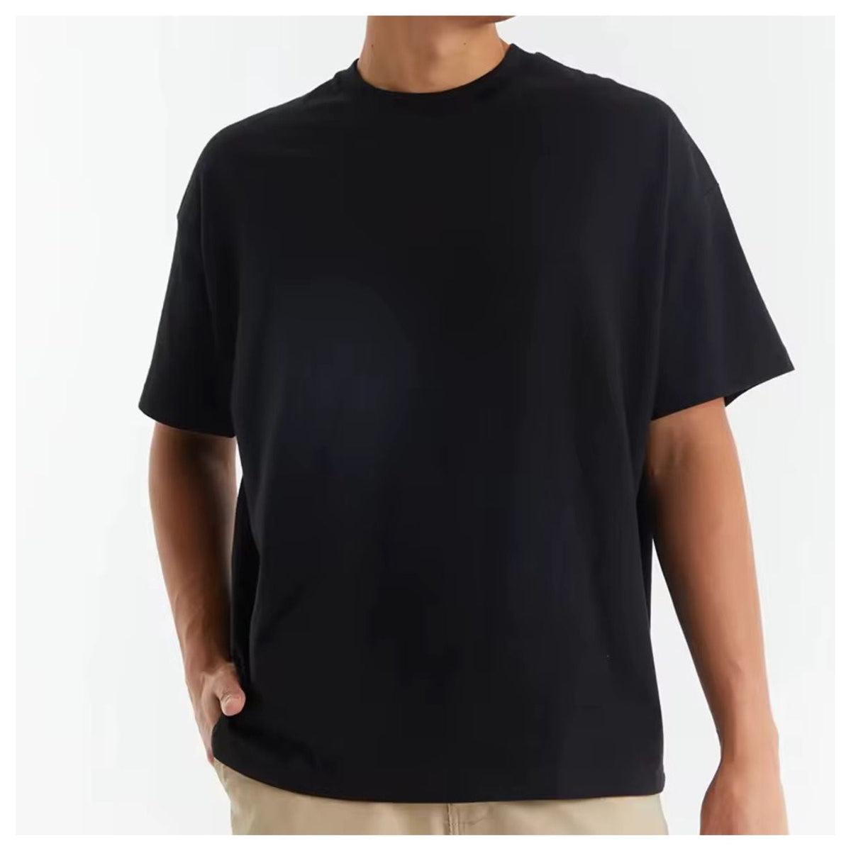 Playera básica unisex de manga corta, cuello redondo, negra - foto 4