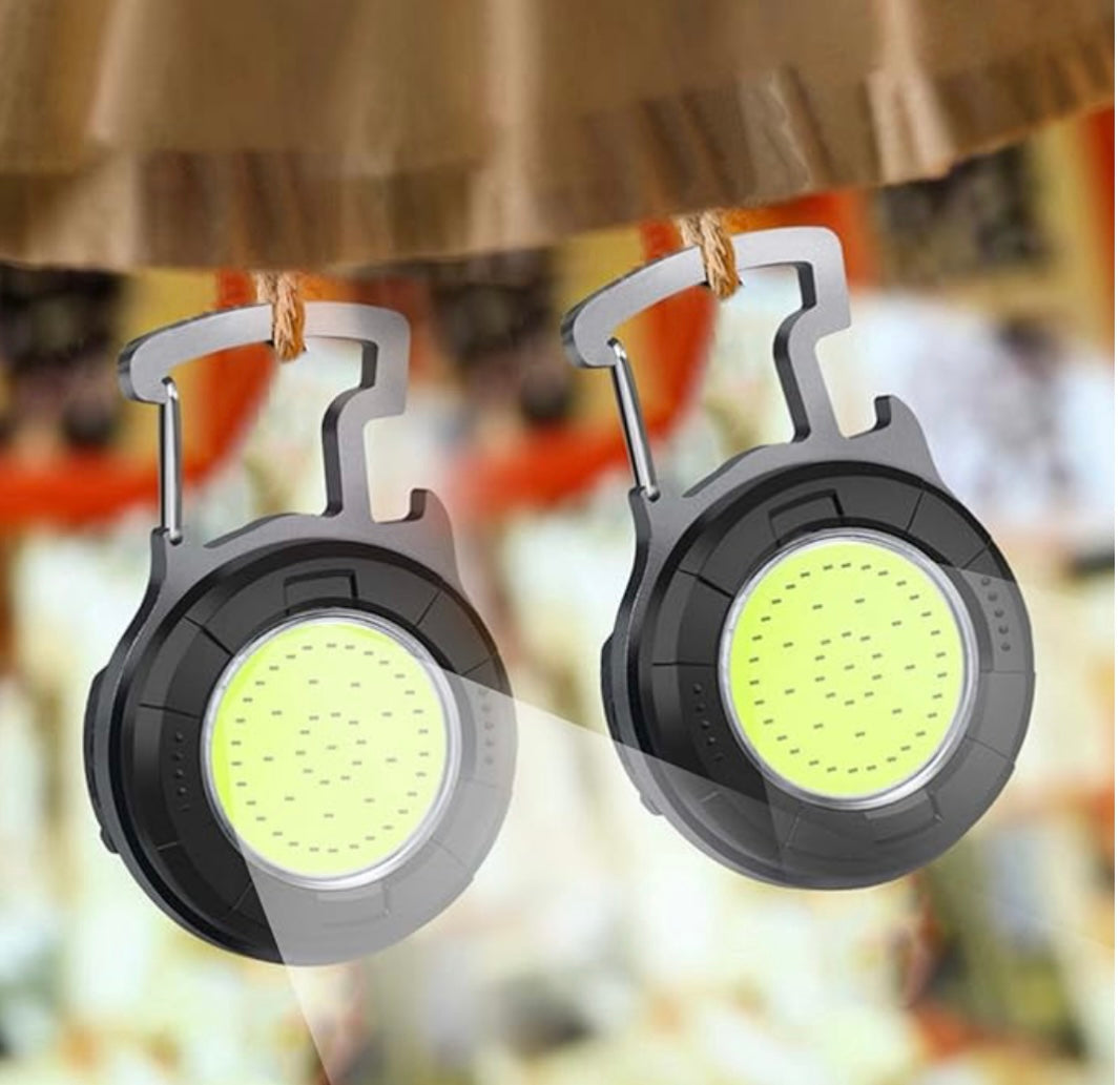 Linterna LED de 4 pasos con luz blanca y roja y destapador XBD-002