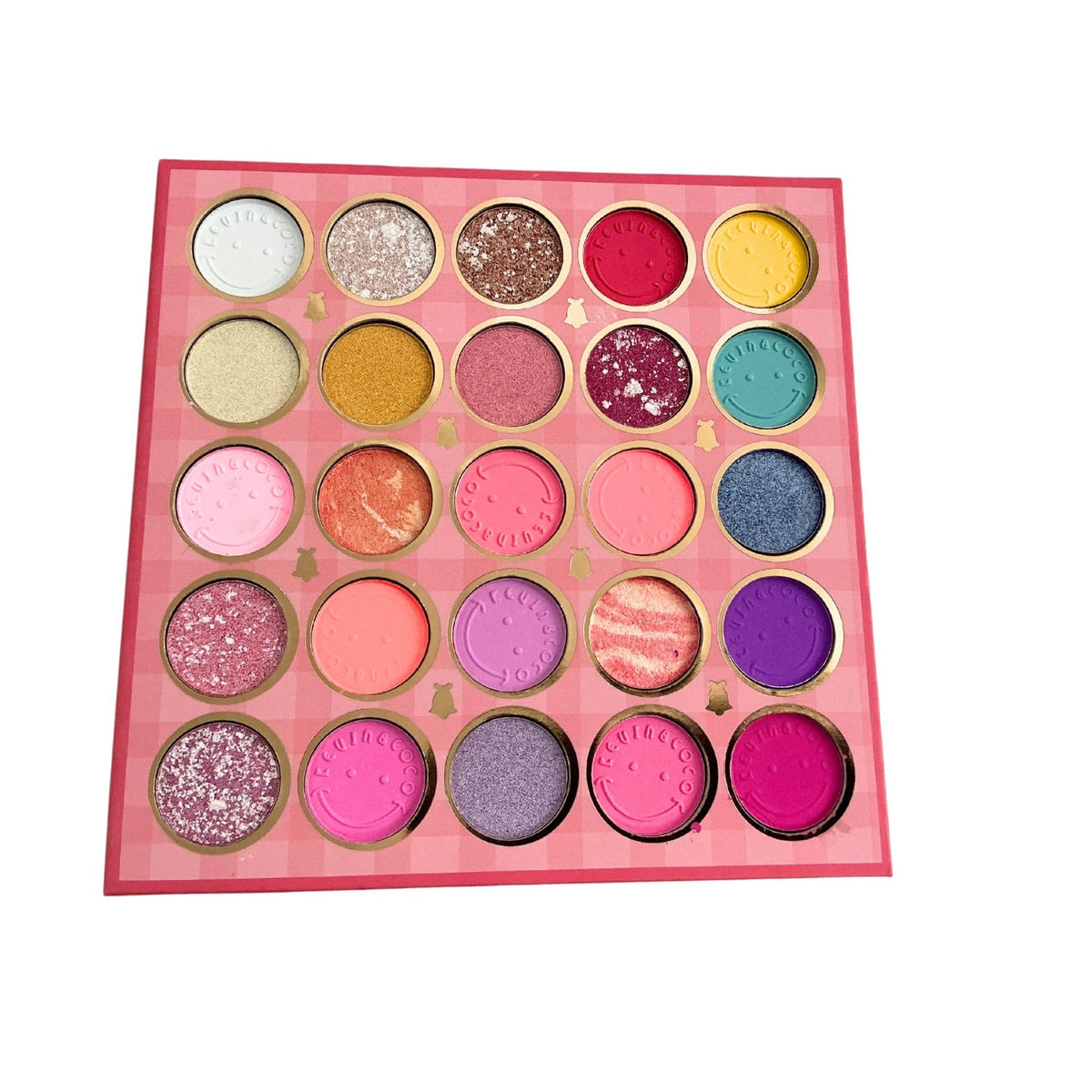 Kit de maquillaje con sombras, rubores e iluminadores en 84 tonos - foto 2