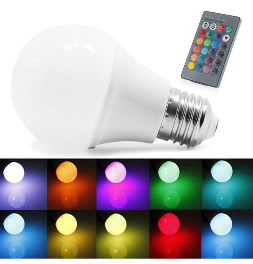 Foco LED RGBW de 3 W con control remoto y colores cambiantes