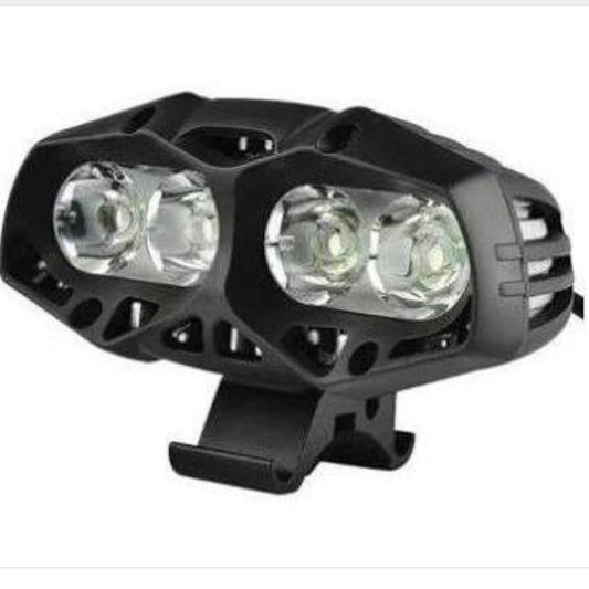 Lámpara recargable para bicicleta de 3000 lúmenes con cuatro LED