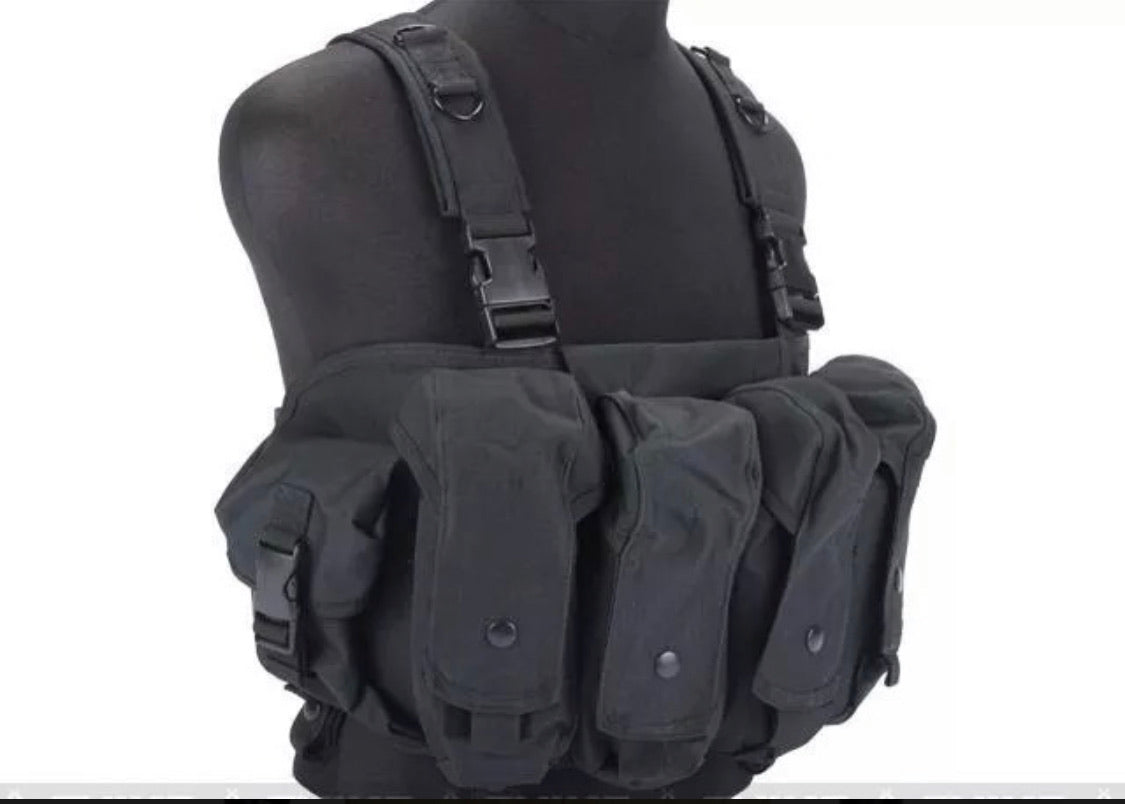 Pechera táctica con bolsas para cargadores y tirantes ajustables - foto 3