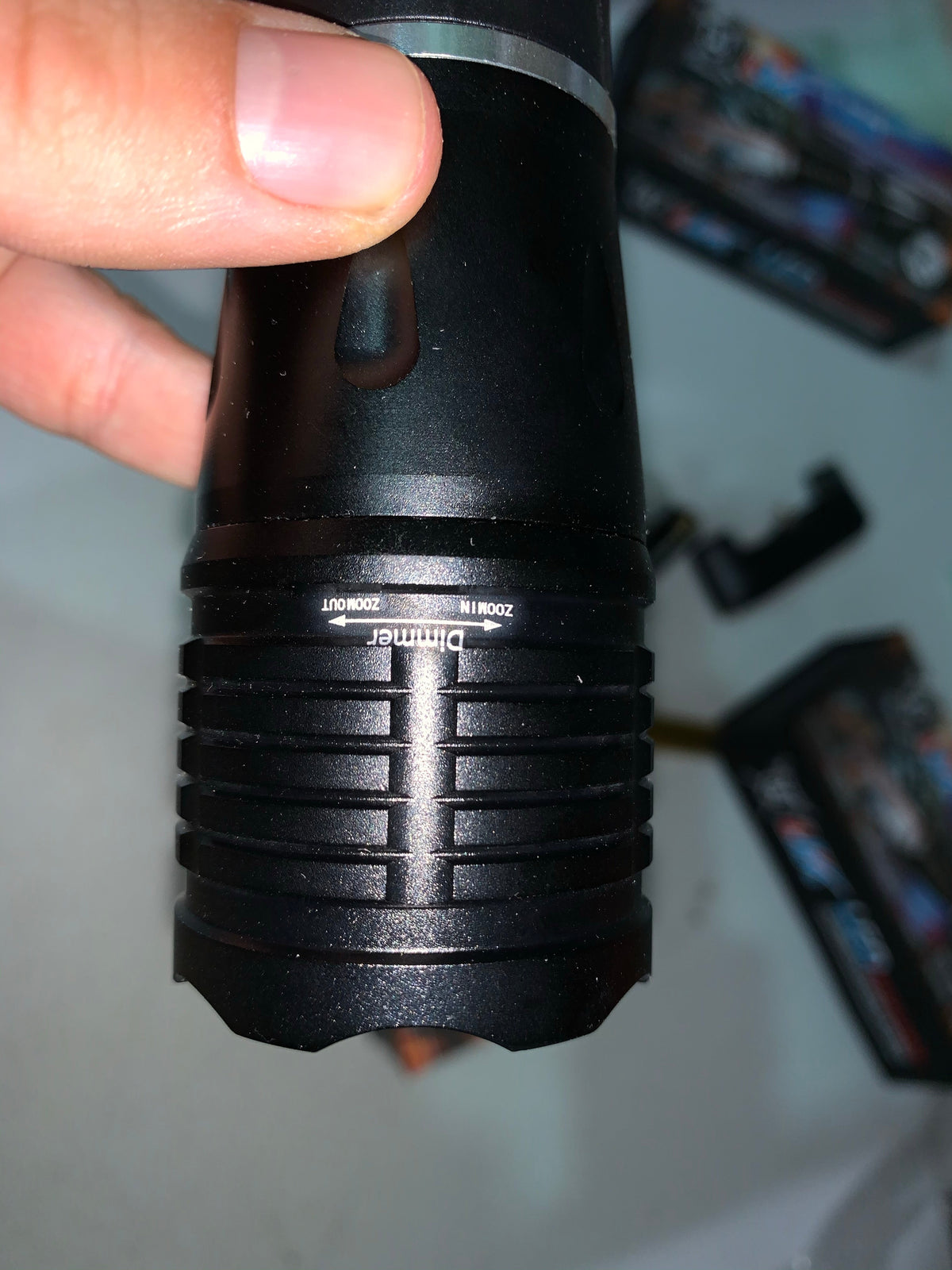 Lámpara de 3000 lúmenes con zoom y láser, tres modos DT178 - foto 3