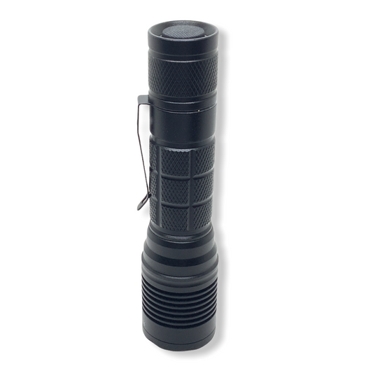 Lámpara táctica con zoom LED T9 de 10,000 lúmenes, modelo VOG105