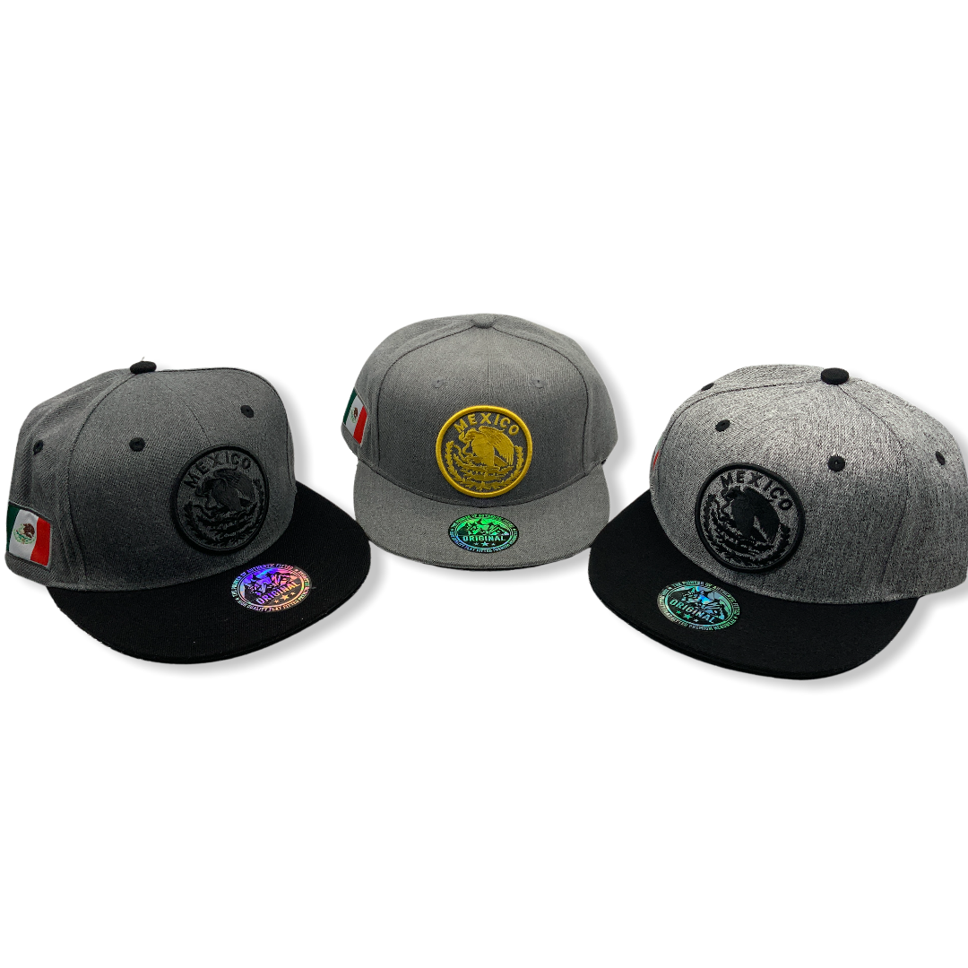 Gorra bordada con escudo nacional, ajuste de velcro, en 3 combinaciones - foto 2