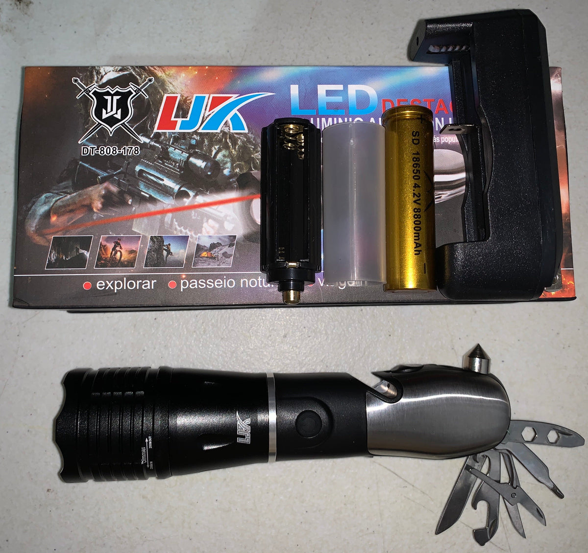 Lámpara de 3000 lúmenes con zoom y láser, tres modos DT178 - foto 2